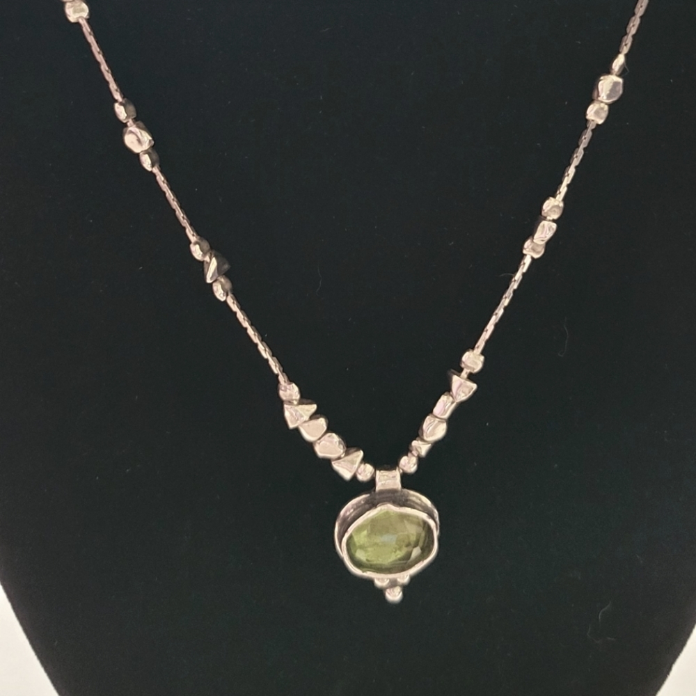 Silpada Sterling Silver Green Glass Necklace